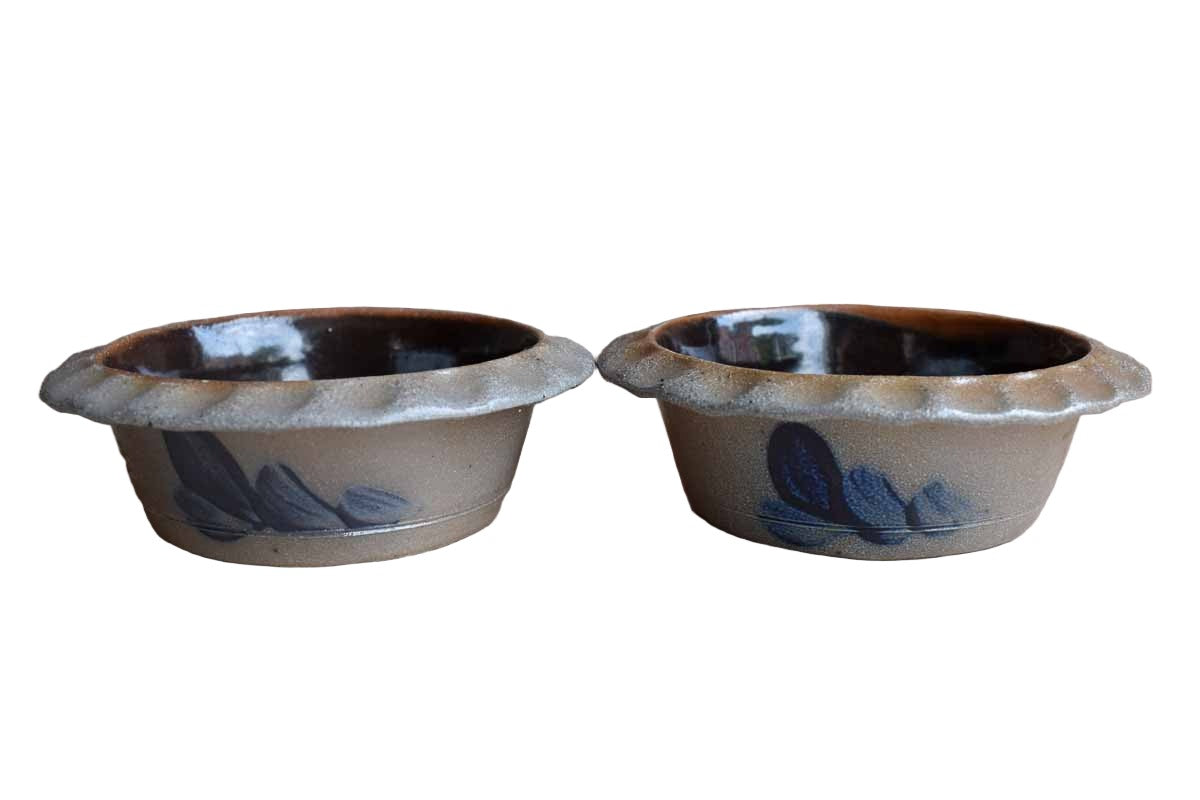 Rowe Pottery Works (Wisconsin, USA) Salt Glazed Apple Bakers, A Pair