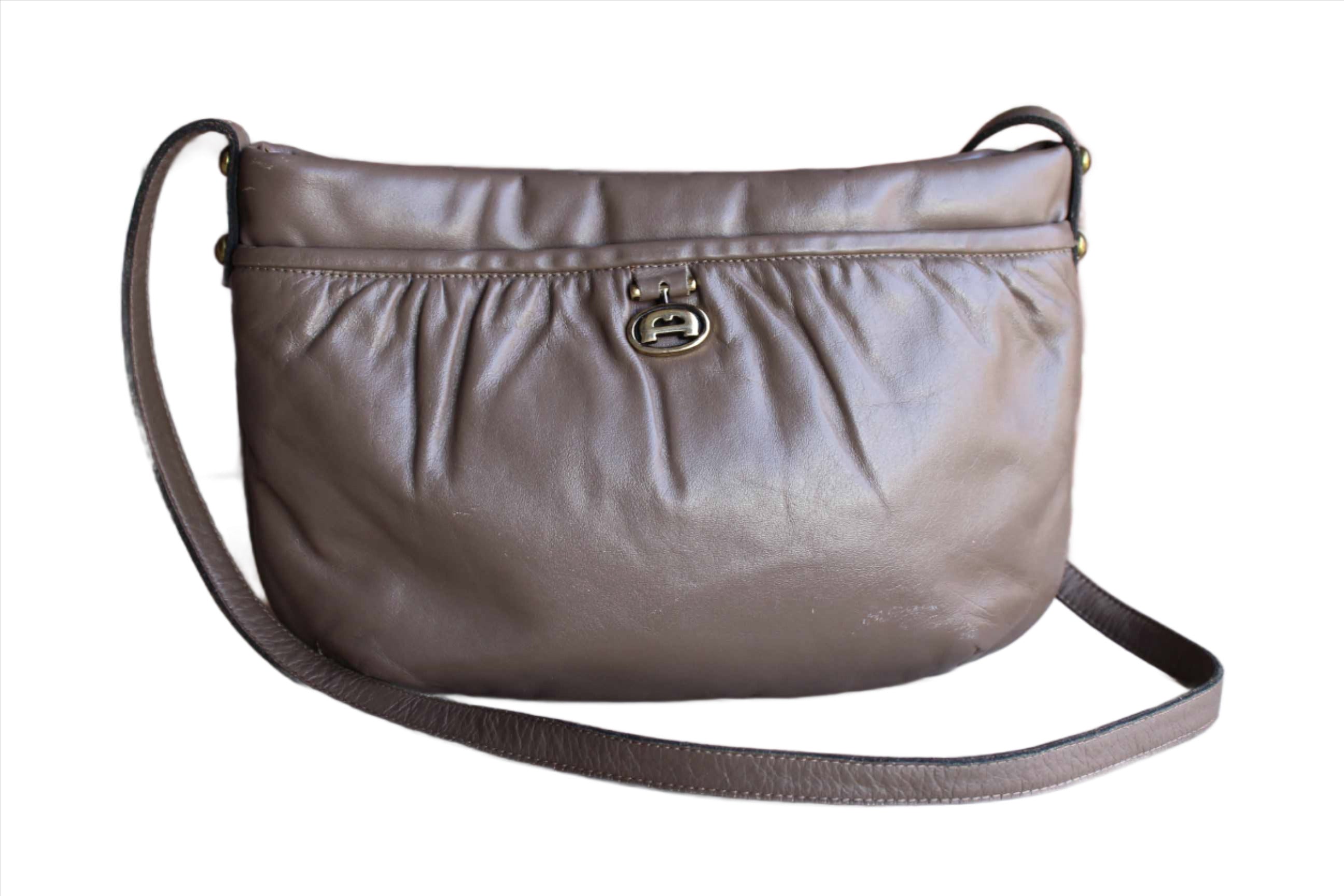 Etienne Aigner New York USA Taupe Brown Leather Shoulder Bag