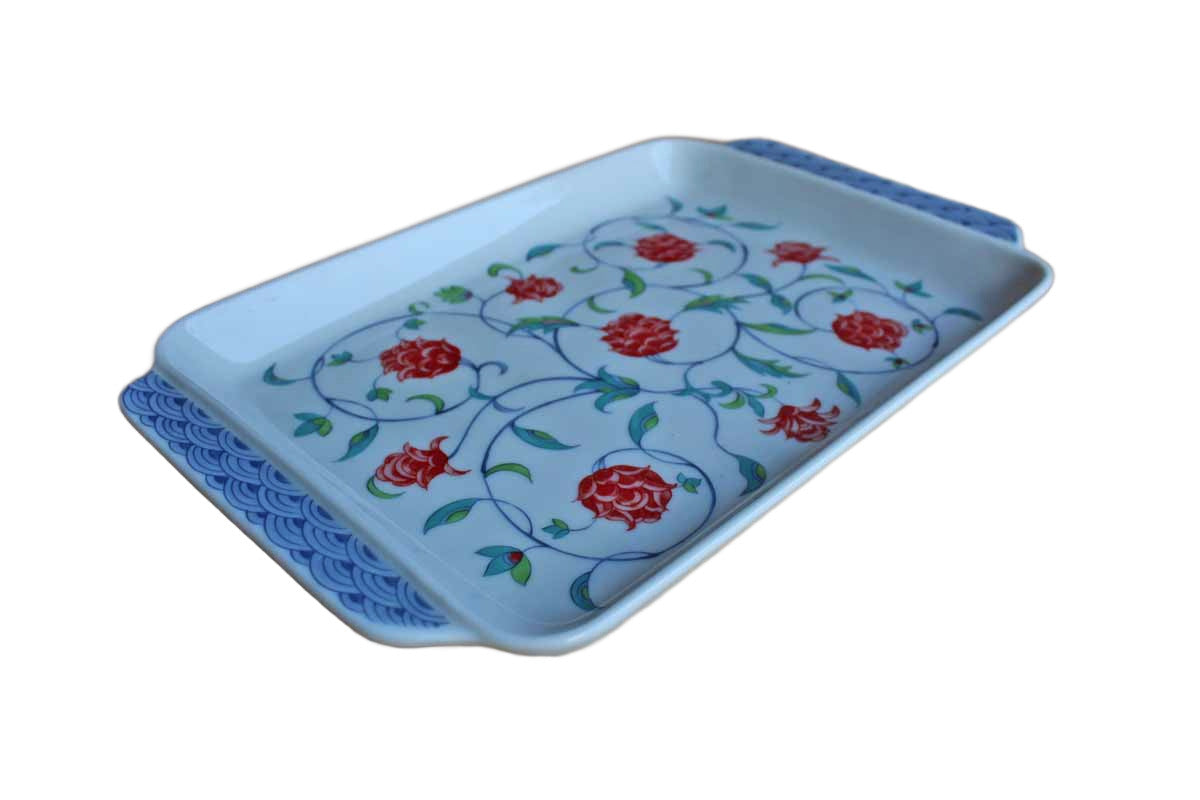 Colorful serving outlet platters