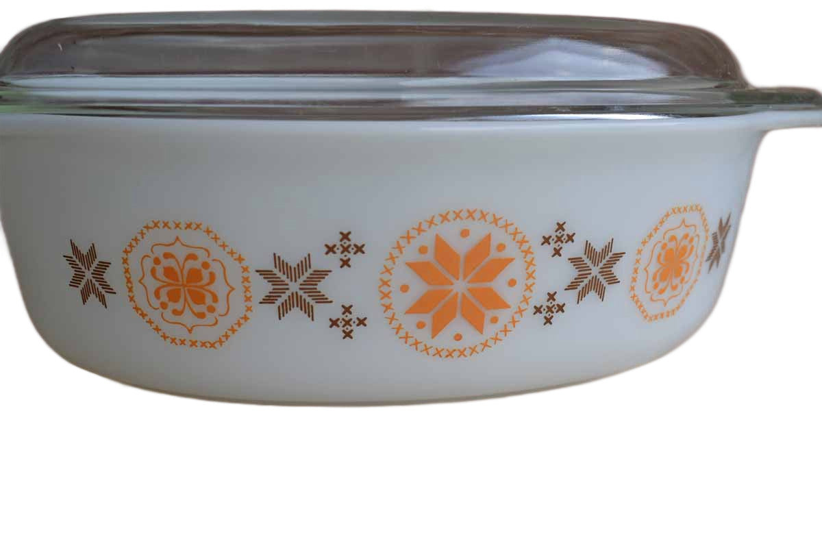 Vintage 1960s Pyrex  Town and Country  Glass Covered Divided 1 1/2 Quart  Casserole Dish w/ Lid